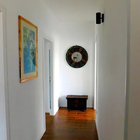 Vce House *