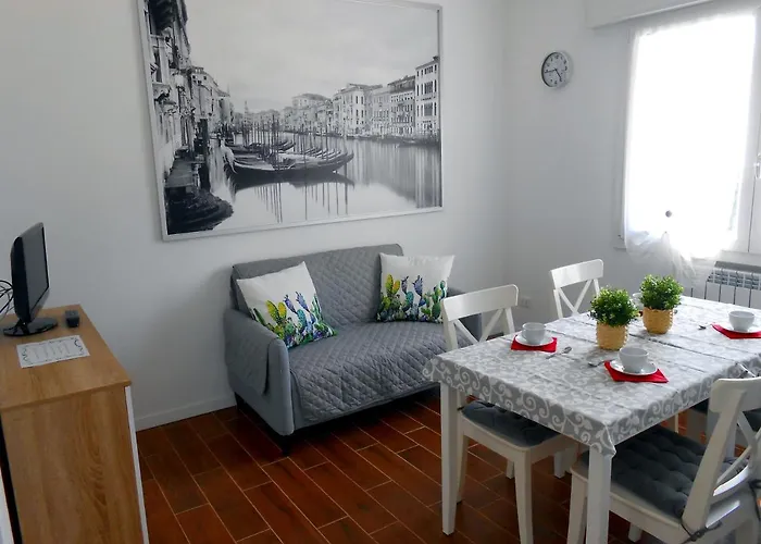 Lägenhet Vce House Tessera